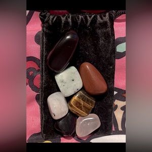 tumbled stones (crystals)
